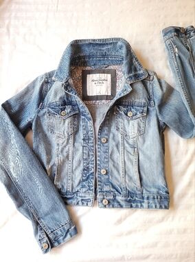 🍒EUC🍒 ABERCROMBIE JEAN JACKET